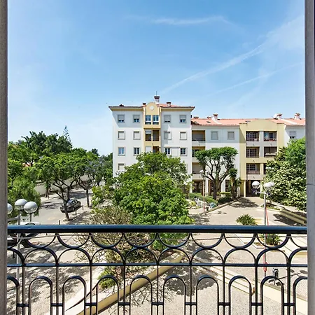 Bright & Spacious In The Heart Of