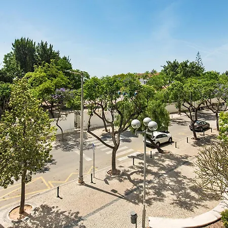 Appartement Bright & Spacious In The Heart Of
