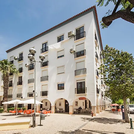 Bright & Spacious In The Heart Of Appartement Tavira