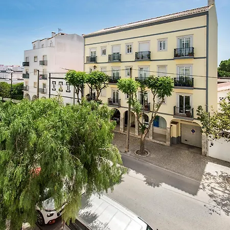 Bright & Spacious In The Heart Of Διαμέρισμα